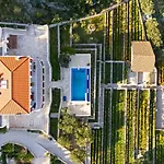 Villa Bratello